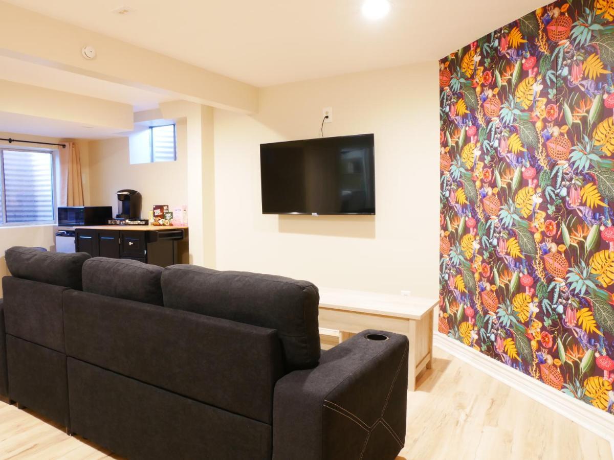 Private Basement, Bath, Living Area In Morrison Appartement Buitenkant foto